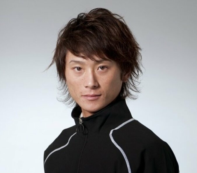 年収1億円ボートレーサー峰竜太、普段着が驚異の総額190万越え 1枚目