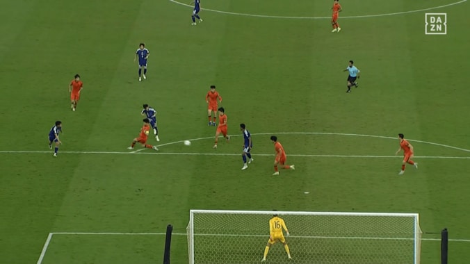 「遠藤航Ver.2.0」日本代表MF、中国粉砕の“縦回転”スーパーゴール！「自分で決めるのか」小倉幸成がボール奪取から衝撃弾【U23アジアカップ】 3枚目