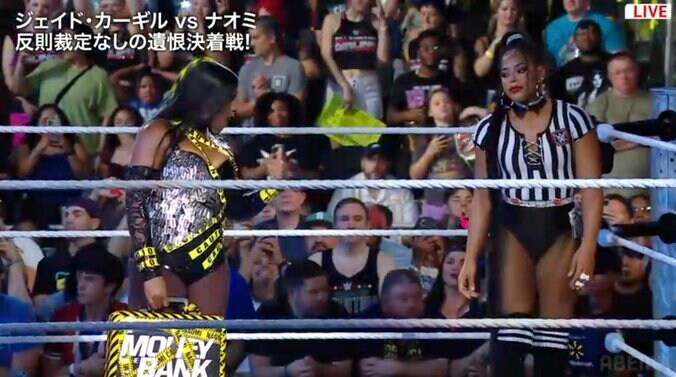 かつてタッグを組んだナオミ（写真左）とビアンカ（同右）