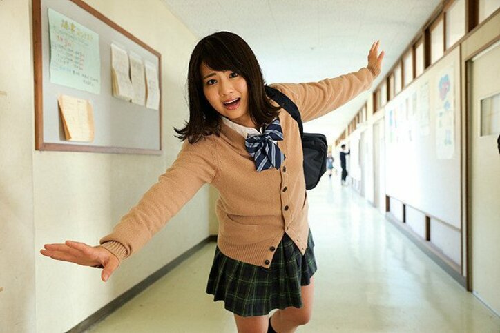 ボンテージ姿にも挑戦　元AKB48・平嶋夏海「高校生の頃はヘンなことばっかり考えてた」