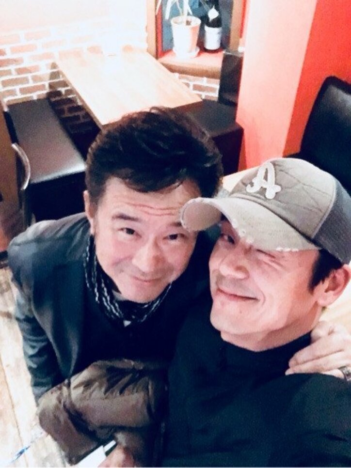 山田純大、船越英一郎と一緒に食事へ　笑顔の2ショット写真も公開