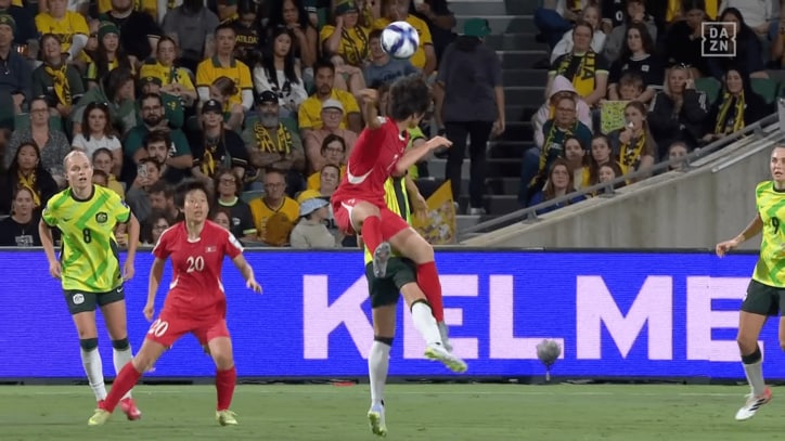 競り合いのシーン