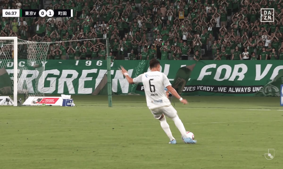 和製ベッカム」が爆誕だ！ 高速の“ピンポイントクロス”を炸裂「えぐ