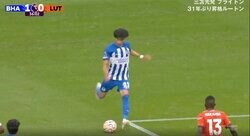 三笘薫のエグすぎる「一瞬の動き」 今年もレベルが違う衝撃シーン　相手の動きが止まった隙を突いた超絶美技 “ノーステップ・ピンポイントクロス”が炸裂した瞬間