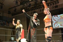 大槻ケンヂ、アイスリボン後楽園大会に参戦　「俺は真琴選手とツーショットチェキが撮りたいだけなんだよ」