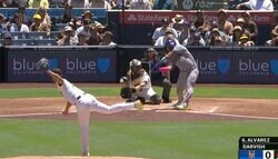 もうワケわからん！ダルビッシュ、魔球が“謎すぎる動き”「なんだこれ？」打者が混乱したまま“空振り三振”「軌道エグすぎ」