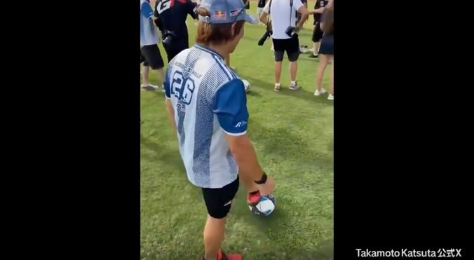 日本一のラリードライバーが驚きのリフティング披露で話題「ハンパないって」「ドラテクのみならずサッカーまで」反響相次ぐ 2枚目