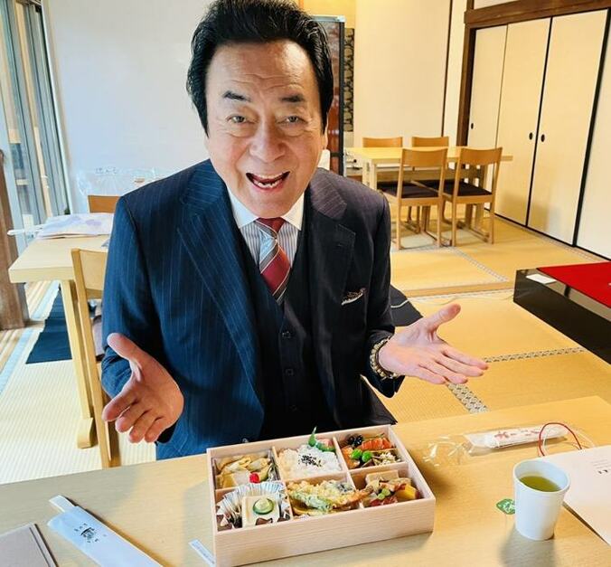  高橋英樹、テンションが上がる豪華な弁当を公開「料亭みたいですね」「凄い！」の声  1枚目