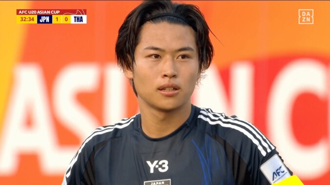 「日本のストーンズ」だ！“60m超精密フィード”のU-20日本代表キャプテンが「別格だ」「惚れ惚れする」市原吏音に絶賛の嵐 3枚目