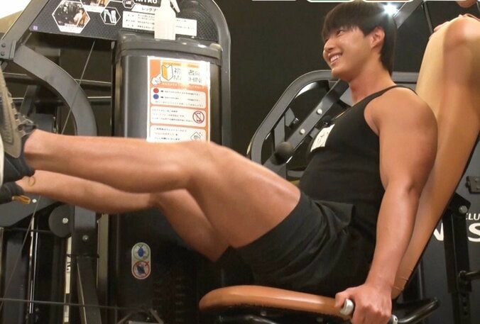 【写真・画像】告白された人数は20人“ボディビル高校日本一”いおう、218kgの負荷も平然とトレーニング マッチョ芸人も驚き「やっば」　2枚目