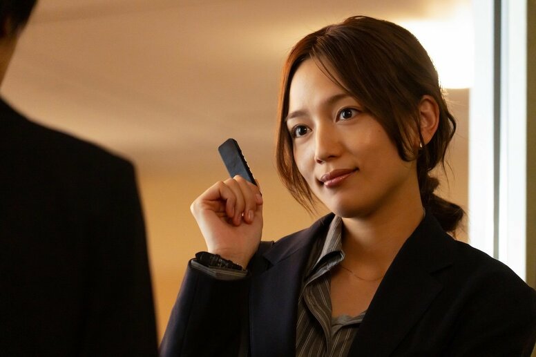 事務所独立、民放復帰のタイミングで5年前の不倫＆ベッド写真が流出…週刊誌記者（川口春奈）が振りかざす歪な正義感