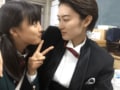 大友花恋、“イケメン様”ことタキシード姿の高月彩良にメロメロ　見つめ合う2ショットも披露