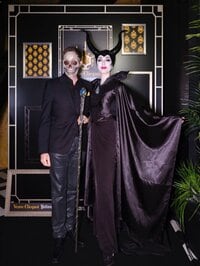 AHN MIKA『ヴーヴクリコ  イエローウィン　2020 ハロウィン仮装』