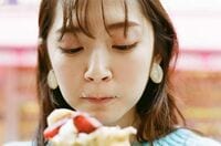 鈴木愛理の“ほお張りショット”にファン歓喜「一生懸命食べてるのかわいすぎ！」