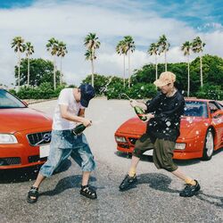 Skaai × KMが、ダブルネームのNew EP "Podium" をリリース！