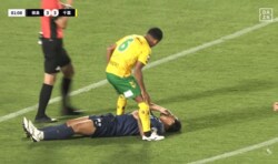 「永久追放もの」ブチギレの“首絞め”で一発レッドカード…「普通に暴行」「最低でも5試合以上の出場停止か？」千葉MFの愚行に非難殺到