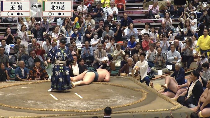 玉鷲、土俵際で“衝撃”大逆転劇