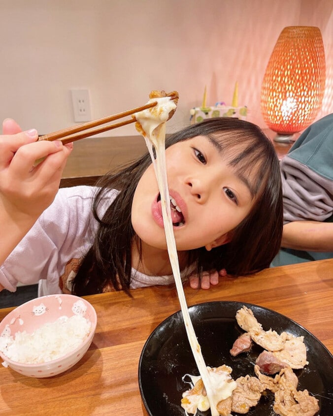  みきママ、夫が作った料理を絶賛「もっちもちで食べやすい！」  1枚目