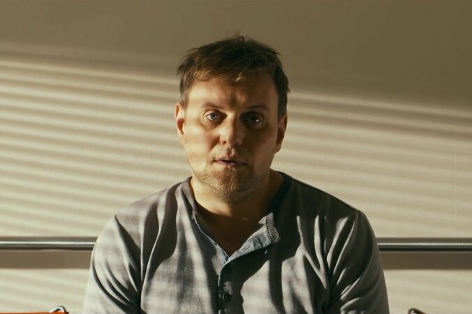 上司の娘がレイプされて…衝撃の問題作『まともな男』のビジュアル&予告映像が解禁 1枚目