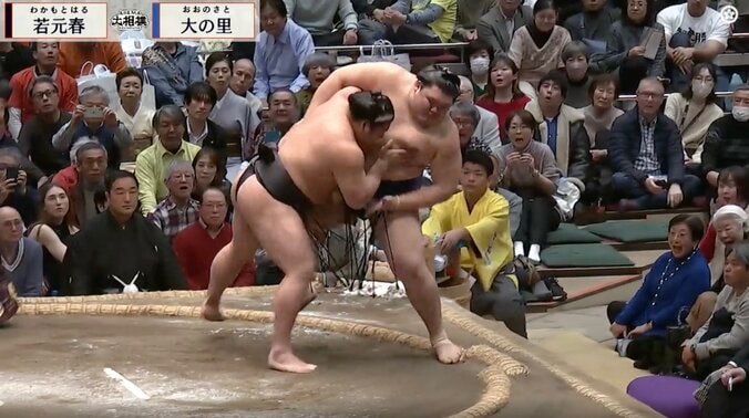 「全然力入ってない」横綱・大の里の“立ち合い”に心配の声 「出れる状況じゃない状態で相撲を取っている」荒磯親方も言及 5枚目