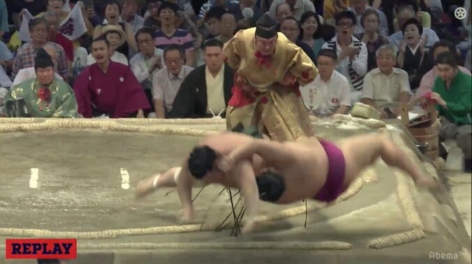 御嶽海、初優勝は13勝2敗　2場所22勝で来場所大関取りは11勝以上がラインに 1枚目