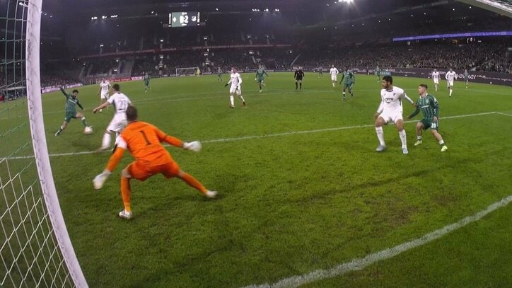 ブレーメンのDF菅原由勢