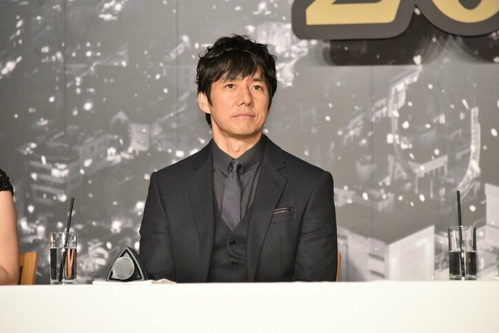 中村倫也、佐藤浩市のクリスマス&誕生日プレゼントに「ラブです」