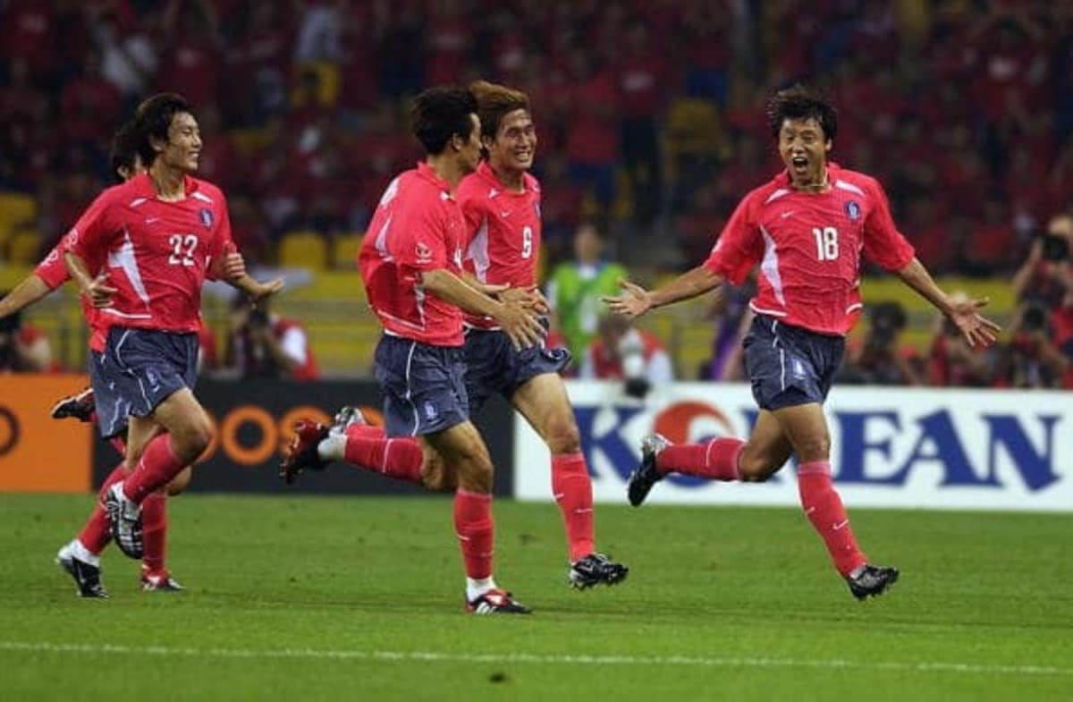 ベッカムのリベンジ──サッカーW杯の名場面・写真プレイバック