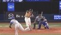 球場騒然！大谷翔平、爆速スイング→逆方向“確信アーチ”「狙っていました」初球をぶっ叩く…秒でスタンドインの“規格外の一撃”【オールスター名場面】