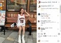 川口葵の美脚際立つ“バスケユニ風コーデ”に称賛の声 「スタイル抜群！」「可愛くて愛しい」