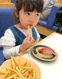 川島菜月『早めの夕食』