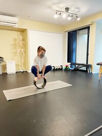 加護亜依『合掌ポーズが難しい』