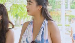 わがままボディの美人DJ、セクシーすぎるワンピースに男子メンバーが釘付け「横から胸が…」「すごい！」スタジオも大騒ぎ『隣恋4』#1