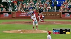 打った瞬間"アウト確信"→ヌートバーの頭上越え"グランドスラム" 守備陣も驚く一打「どこまで伸びるんだ」