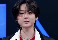 「最終学歴は小卒です」15歳の練習生、恐れしらずな態度とダイナミックなラップパフォーマンスに審査員らが驚き「すごいね、この子たち」