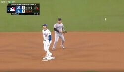 何が起きた？ 大谷翔平がベンチに叫んだ… 「あれ？どうした」 まさかの展開に… 球場騒然