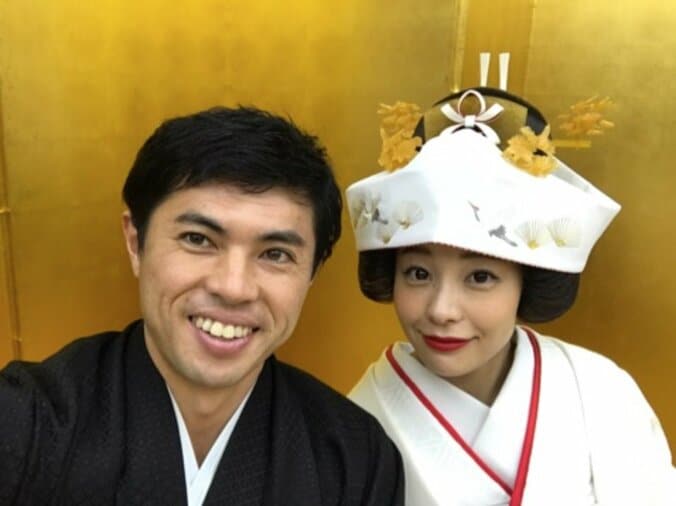 小島よしお、明治神宮で結婚式 「どっしりした夫婦目指して精進したい」 1枚目