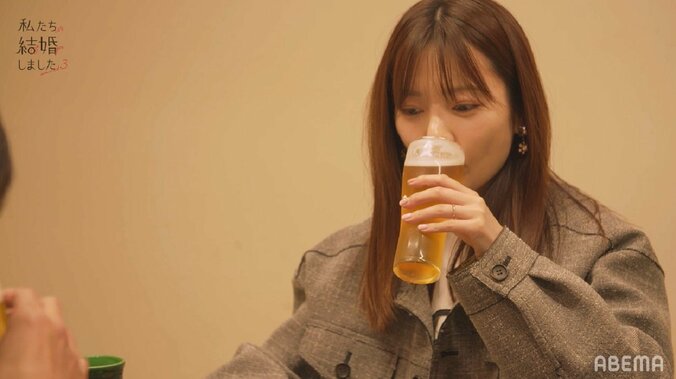 ぱるる、佐野岳と新婚旅行へ、お酒で乾杯！希少魚のお寿司に衝撃『私たち結婚しました3』第8話 3枚目