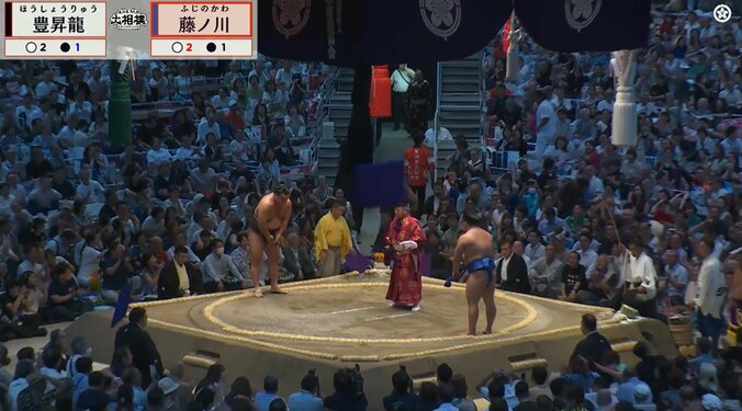 「つまみ出せ」「危ないだろ」藤ノ川、殊勲の金星に水を差す“残念な行為”に憤りの声  3枚目