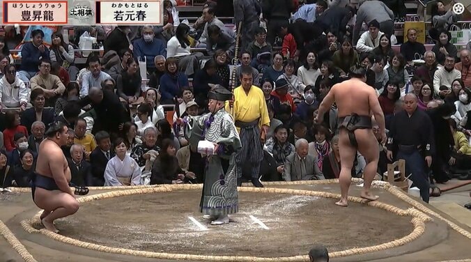 相撲人気の高まりをうかがわせる驚きの懸賞金