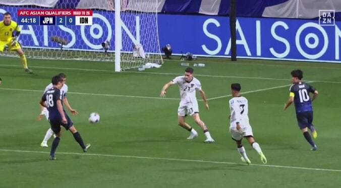 【映像】“極上浮き球パス”で決定機演出