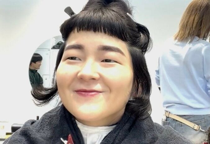 【写真・画像】人気女芸人、ヘアカット＆カラーで劇的イメチェン「モードっぽくなった」「おしゃれになってる！」絶賛の声　1枚目