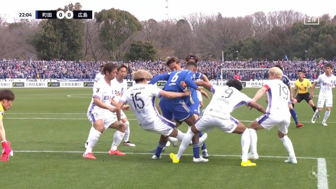 【映像】町田・相馬、GKの目の前に投げ込んだ特大ロングスロー