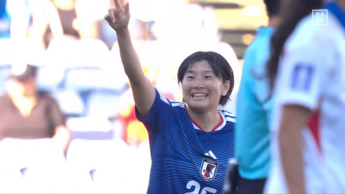 「一番難しいのを…」なでしこFWの“迫力スライディング弾”にOG岩渕真奈も驚愕！千葉玲海菜は「狙い通り」とニヤリ【女子アジアカップ】 5枚目