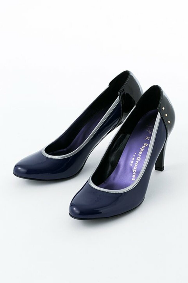 アニメ『K RETURN OF KINGS』伏見猿比古と八田美咲イメージのコラボアイテムが登場！　冬パンプスが普段使いにぴったり