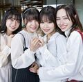 あみ、『恋ステ』女子メンバーとの集合写真をアップ「私服めちゃ可愛い」「I love you」とファン大絶賛