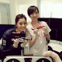 比嘉愛未、成田凌に操られる動画を公開　ちょっと怒った姿にもファン絶賛