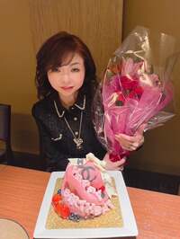 ハイヒールモモコ『お誕生日月間』