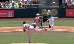 もうワケわからん！ 菅野智之に“打者が混乱”「速くないのに…」 手元で伸びるボール→振り遅れて“空振り三振”… 理解できないまま立ち去る