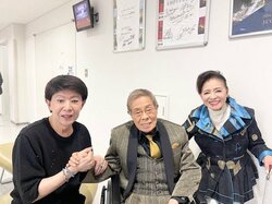 美川憲一、“大先輩“との写真振り返り「豪華なスペシャルコンサートだったのよ～」
